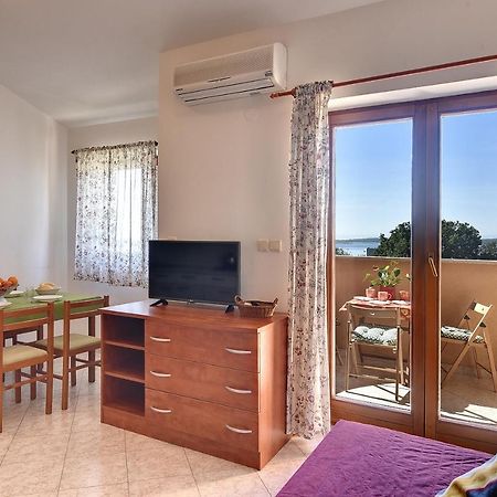 Apartments Ulika Медулин Екстериор снимка