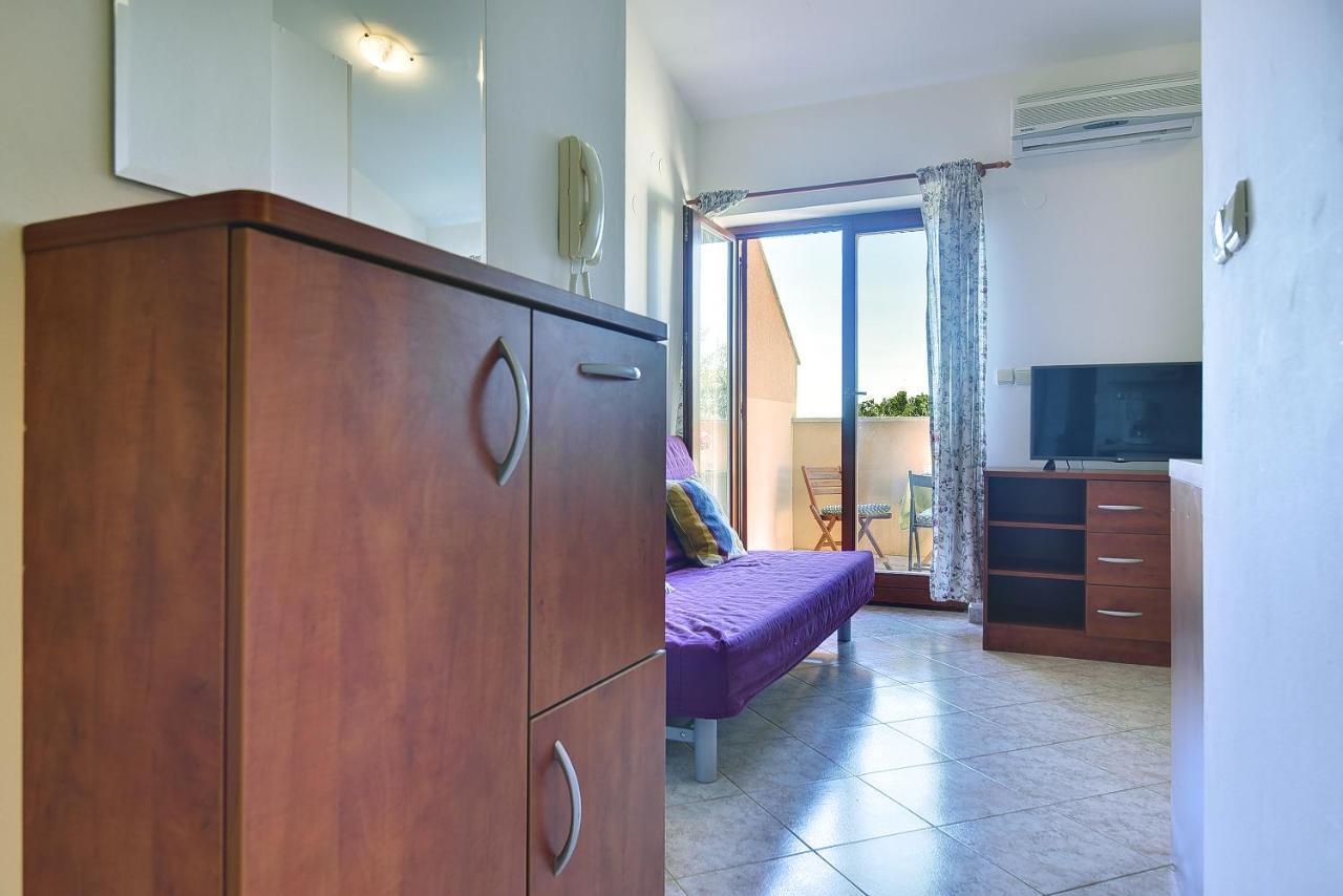 Apartments Ulika Медулин Екстериор снимка